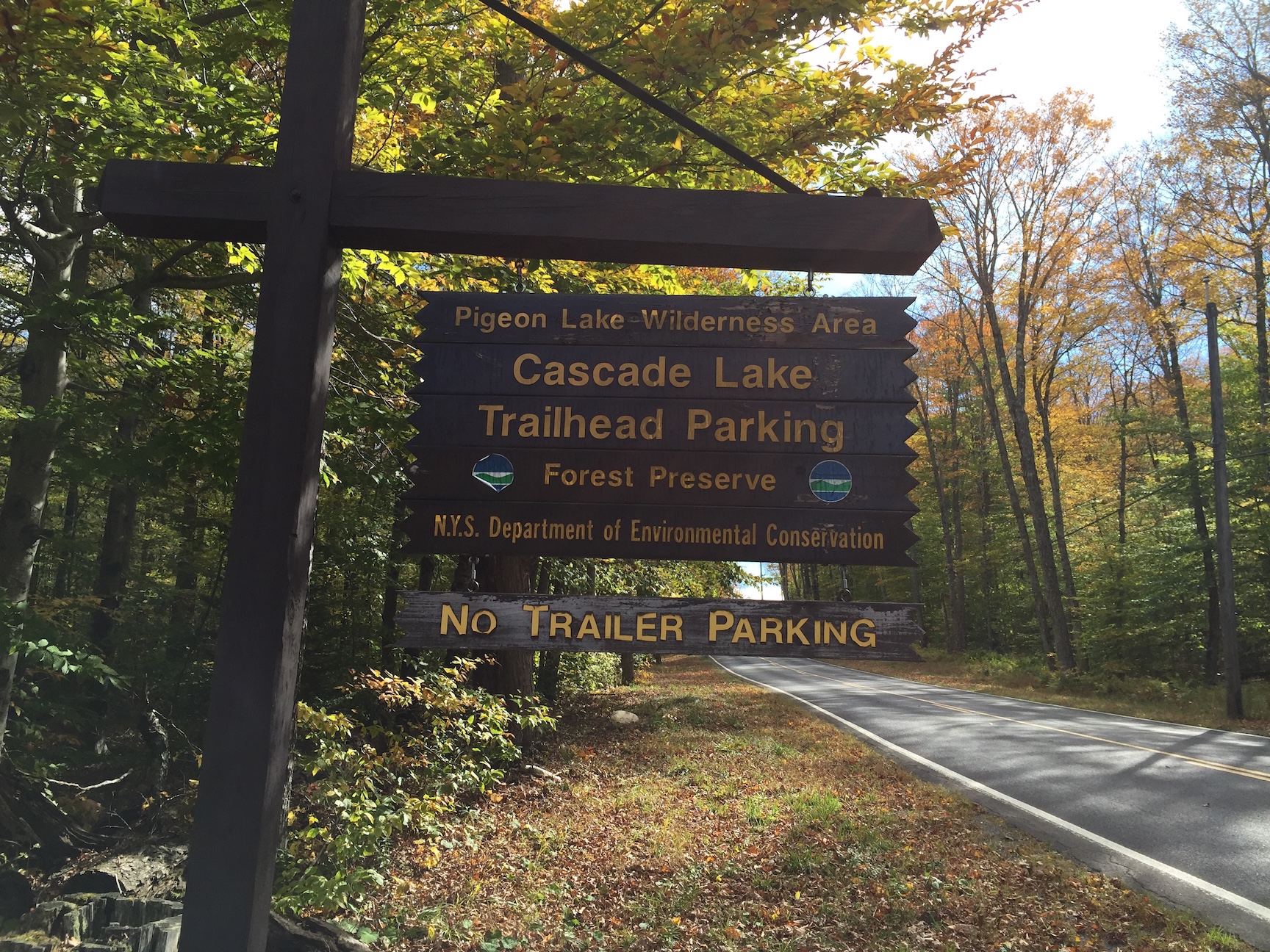 Cascade Trailhead Sign